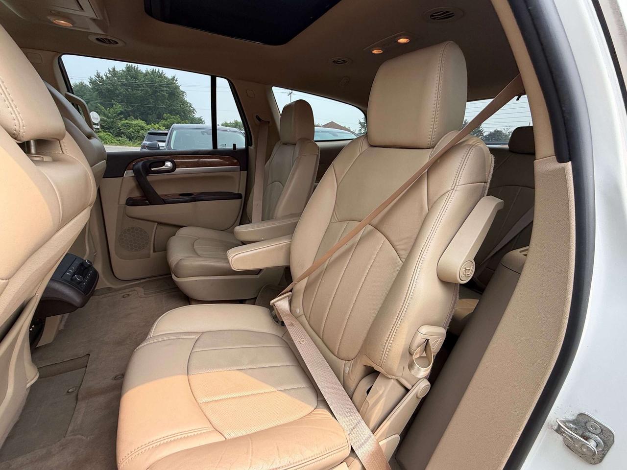 2012 Buick Enclave CX-L, 7 PASS, REMOTE START, LEATHER, SUNROOF! - Photo #11