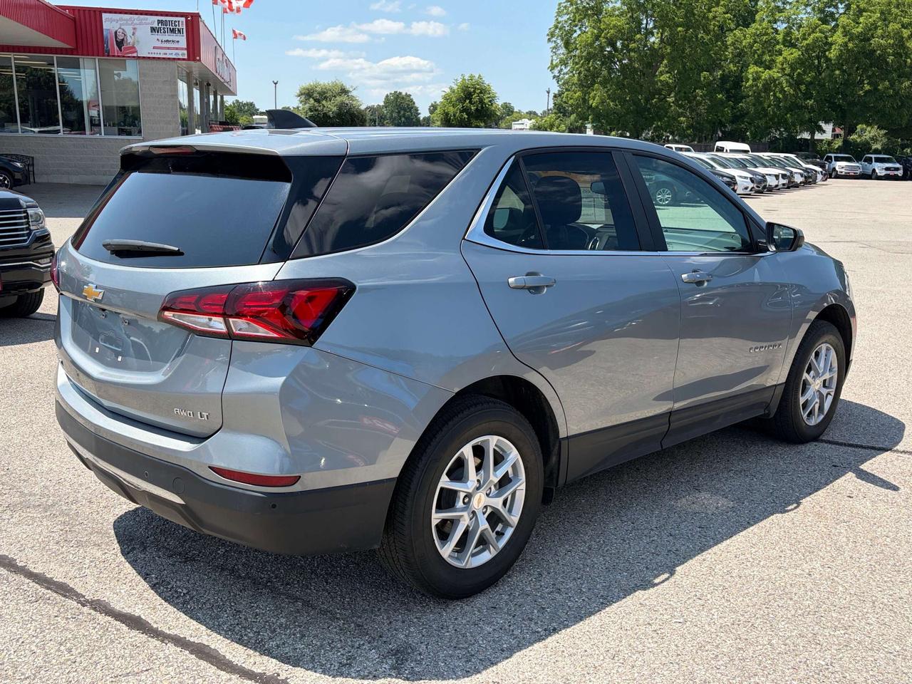 2024 Chevrolet Equinox LT, CLEAN CARFAX, REMOTE START, HEATED SEATS! - Photo #10