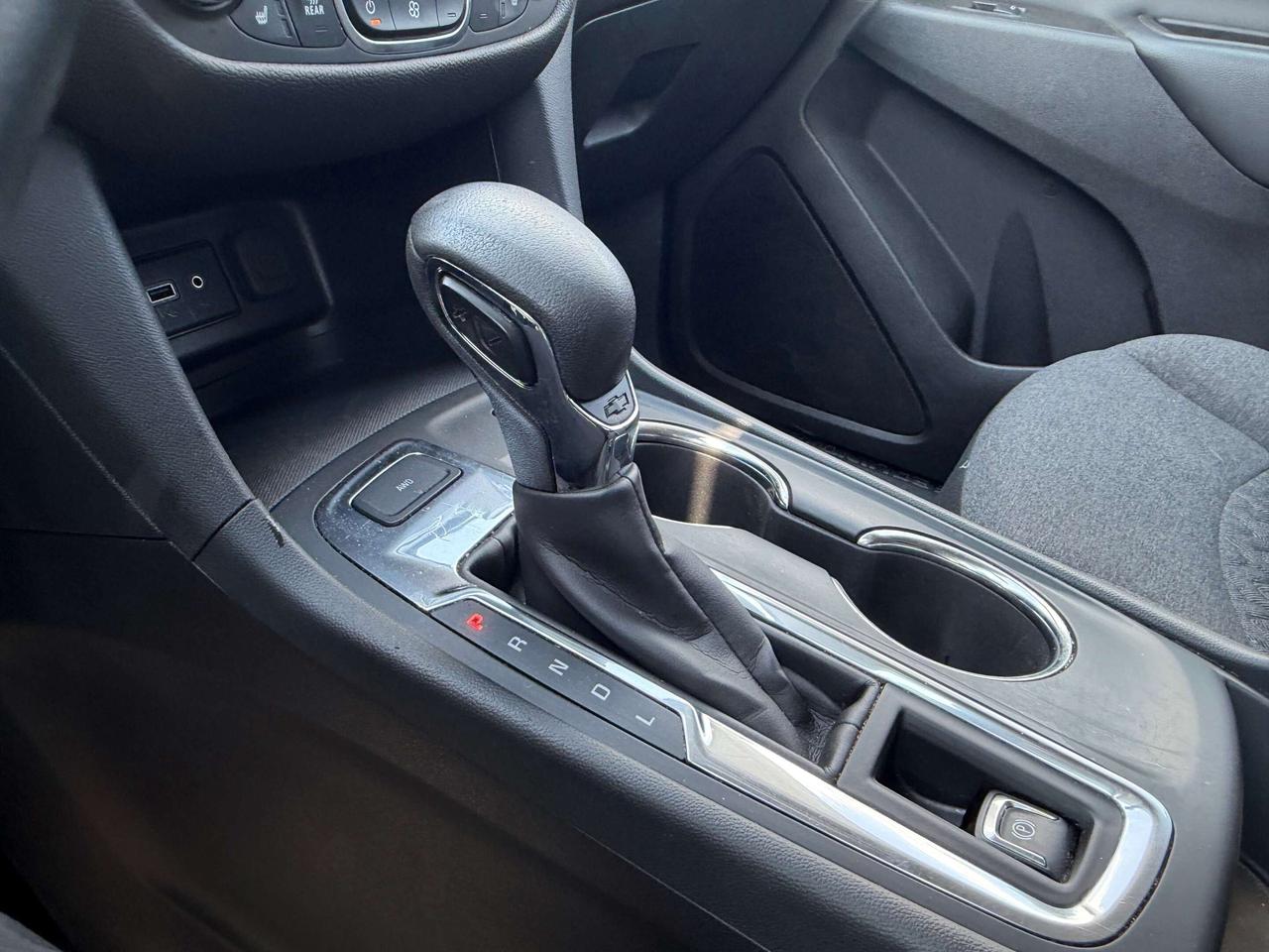 2024 Chevrolet Equinox LT, CLEAN CARFAX, REMOTE START, HEATED SEATS! - Photo #18