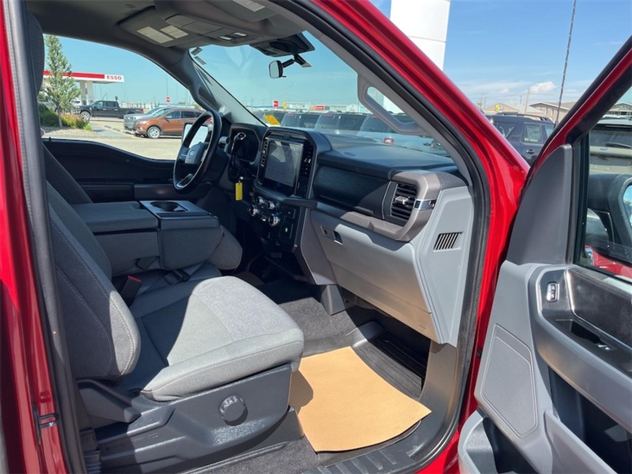 2025 Ford F-150 XLT  - Climate Control -  SYNC 4 Photo5