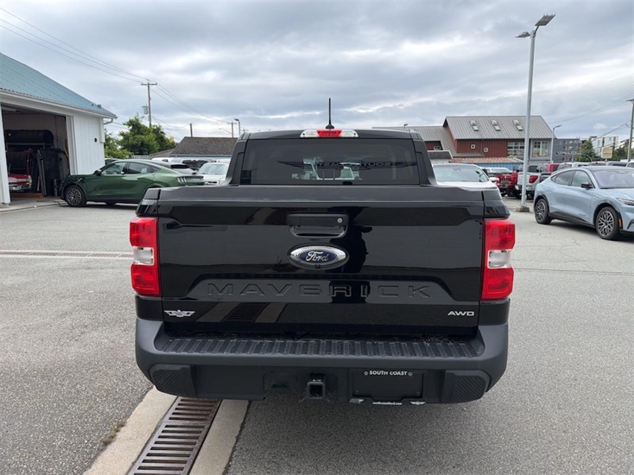 2022 Ford Maverick XL  - Trailer Hitch Photo3