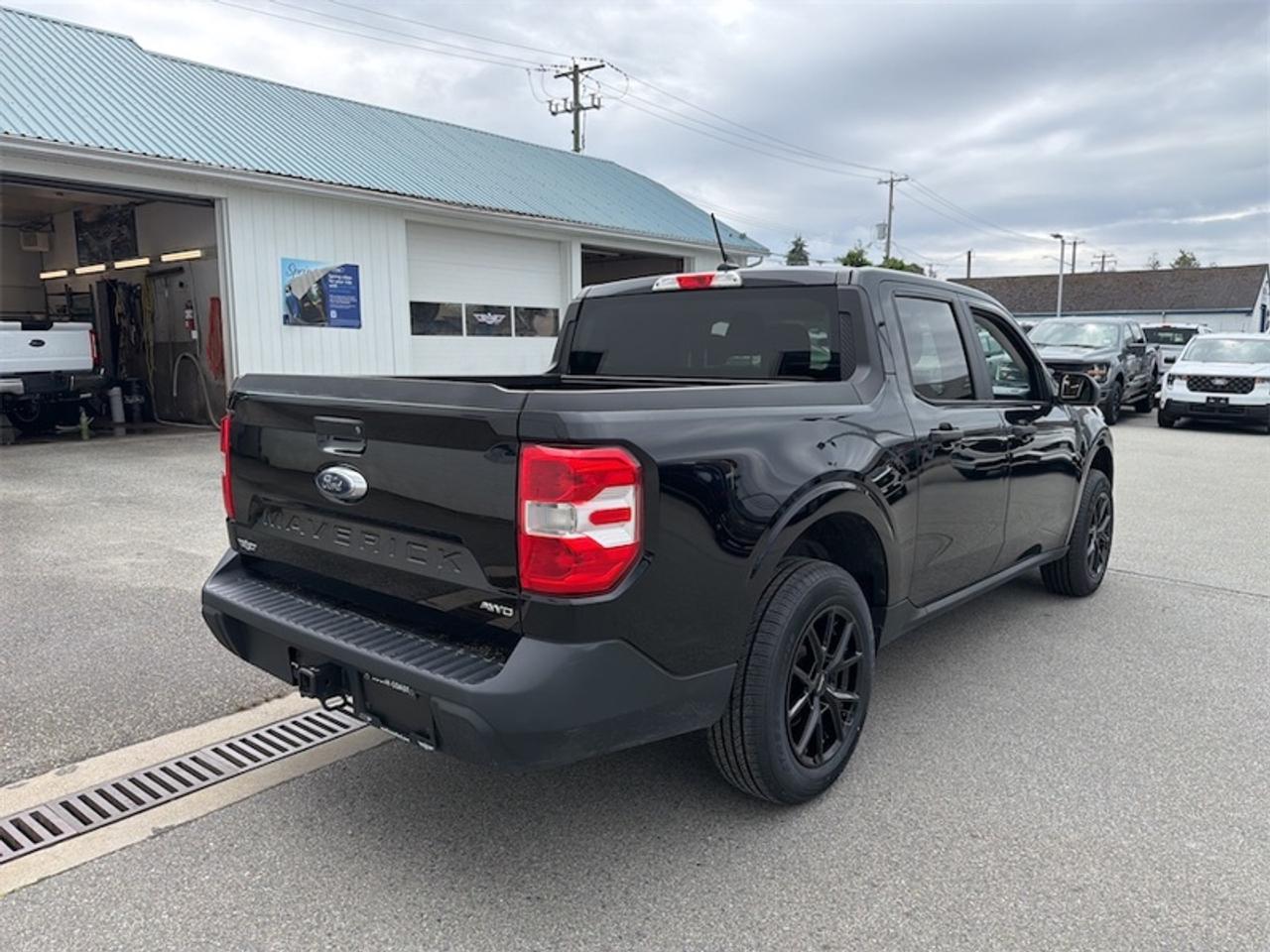 2022 Ford Maverick XL  - Trailer Hitch Photo4
