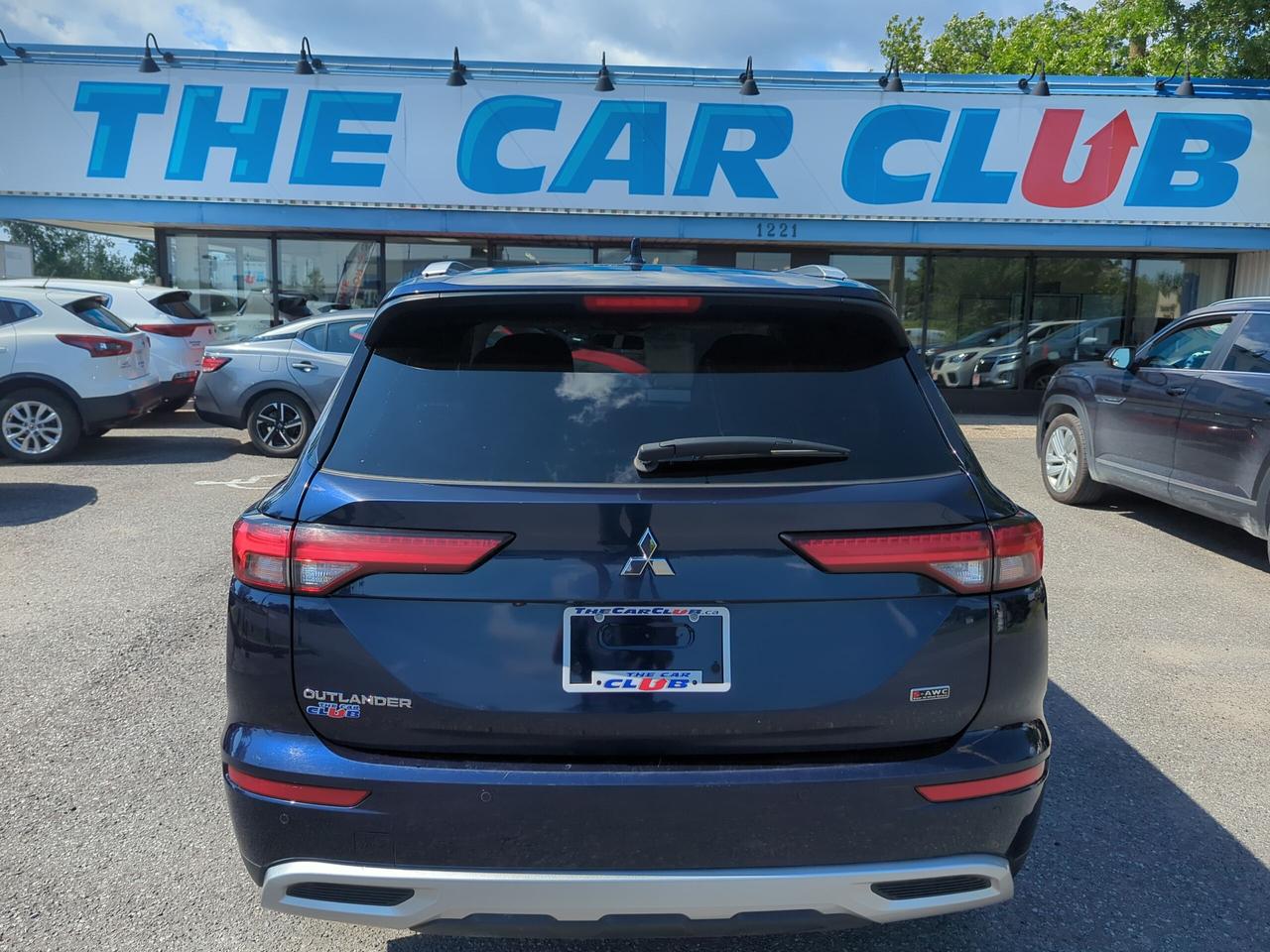 2024 Mitsubishi Outlander SE