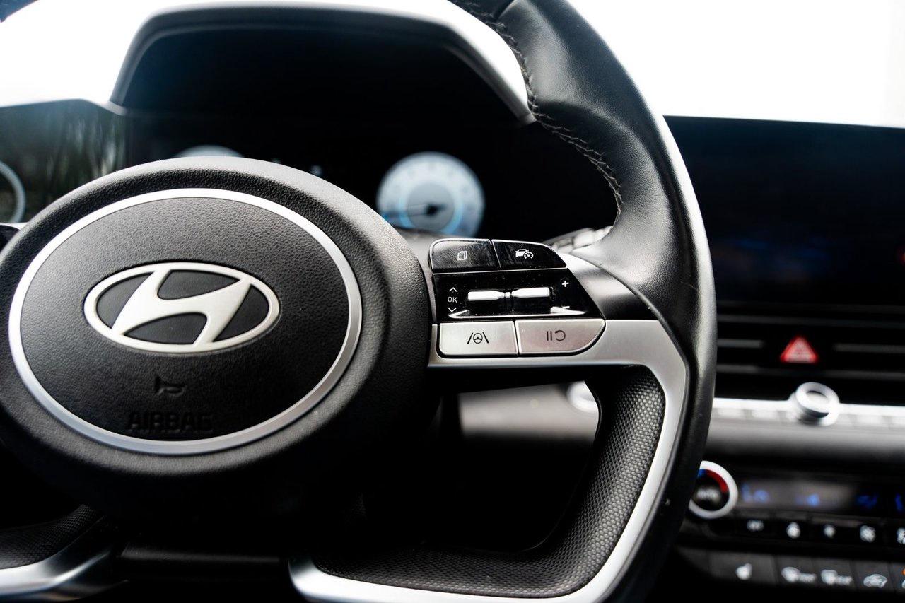 2025 Hyundai Elantra PREFERRED TECH Photo