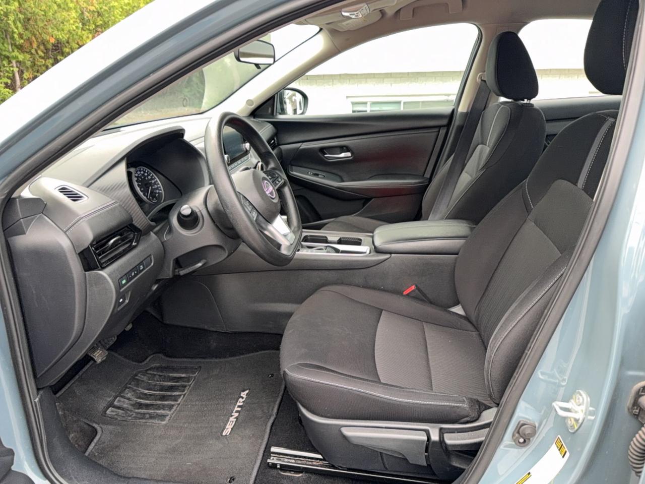 2024 Nissan Sentra SV-oem warranty-drive assist-Carplay-Android Auto Photo