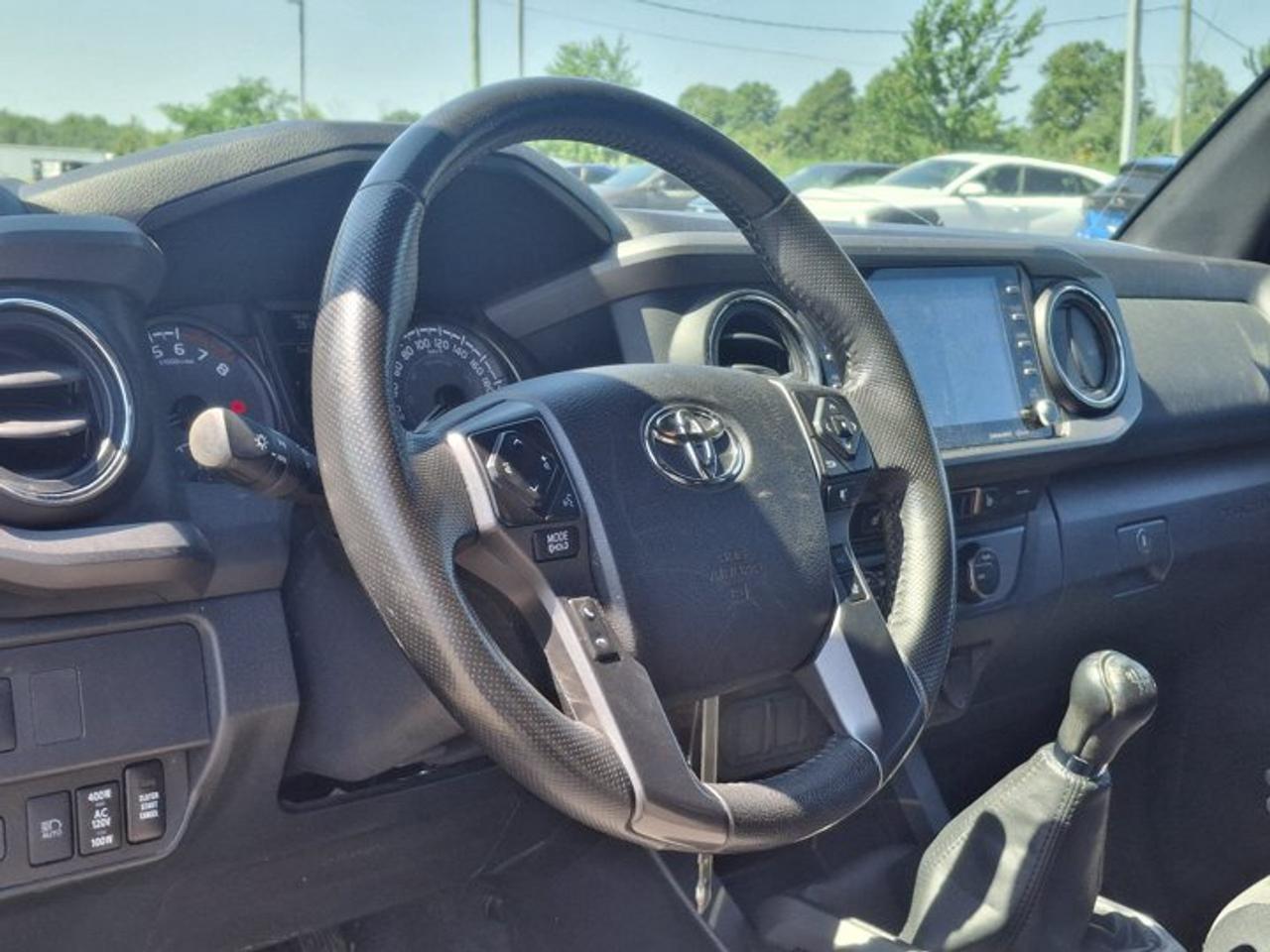 2022 Toyota Tacoma TRD Off-Road Access Cab 4X4 | 6-Speed Manual | V6 | Power Seat | CarPlay + Android | and More ! Photo