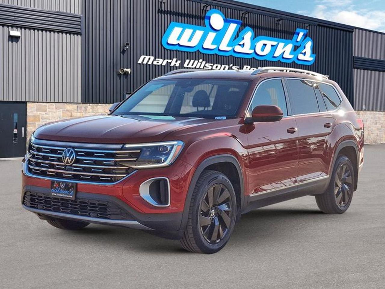 2024 Volkswagen Atlas Highline AWD | Leather | Pano Sunroof | Black Alloys | Captain Chairs | Vented Seats | and More ! Photo