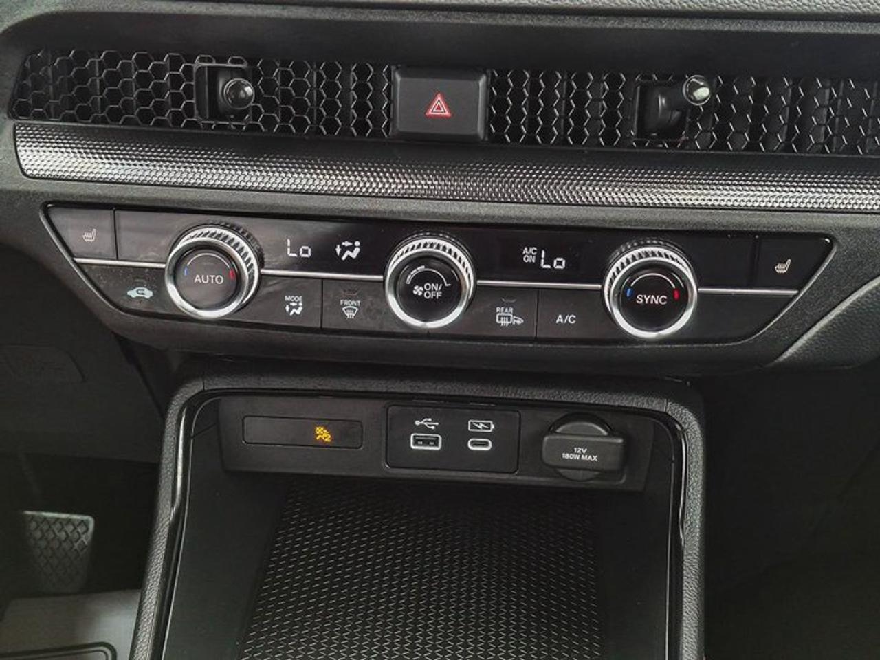 2025 Honda CR-V LX AWD | Heated Seats | Adaptive Cruise | CarPlay + Android | Rear Camera | and More ! Photo