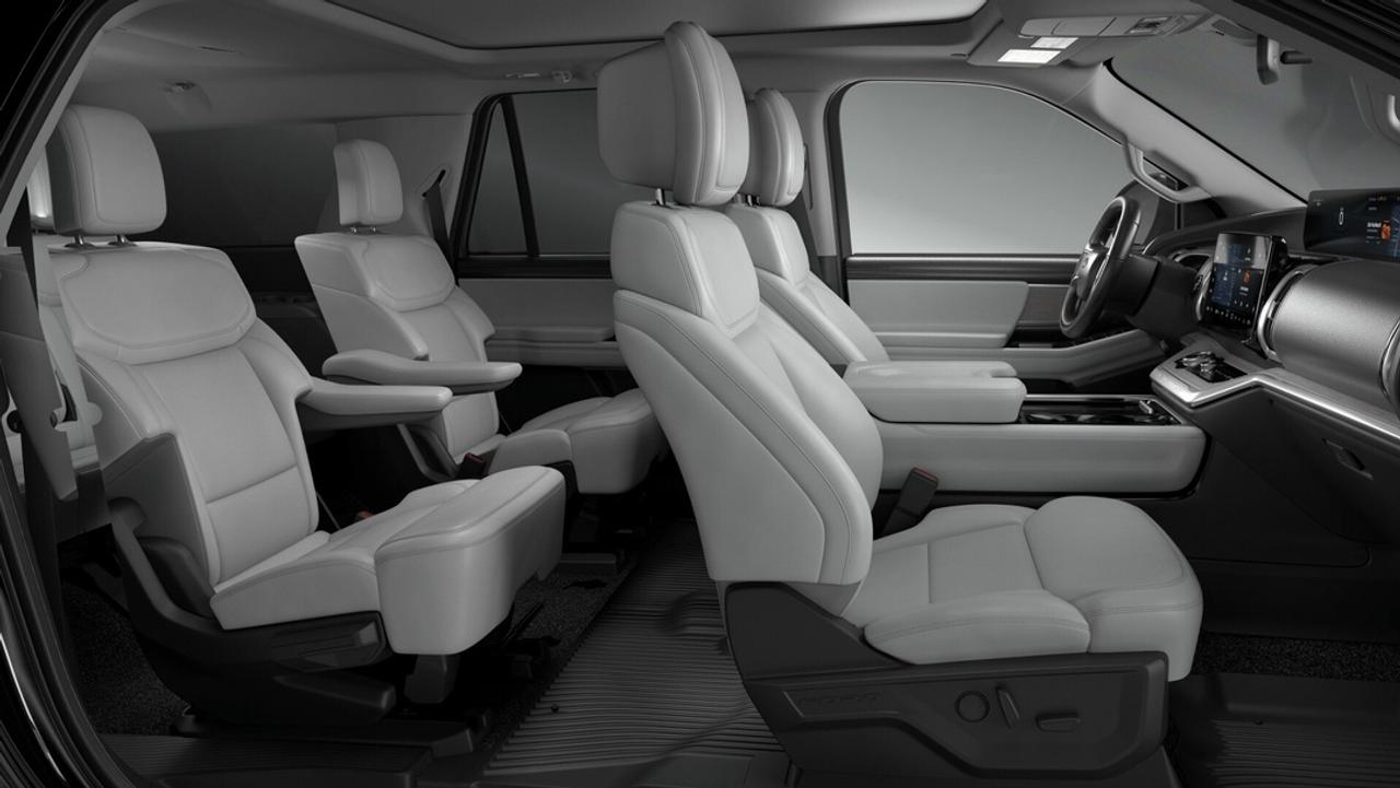 2027 Ford Expedition Max Platinum Photo