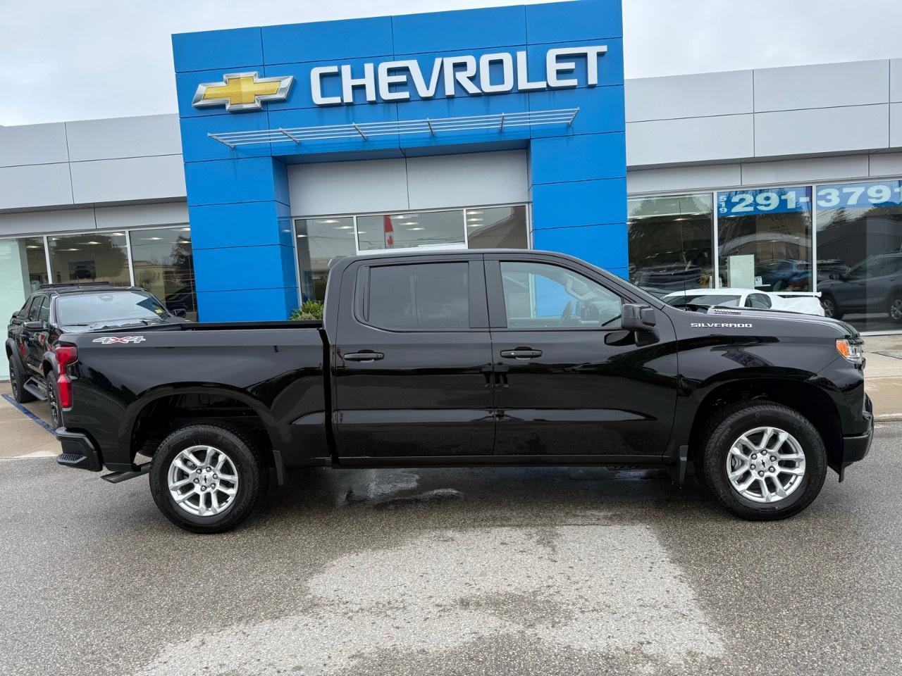 2026 Chevrolet Silverado 1500 Crew Cab Short Box 4-Wheel Drive RST Photo5