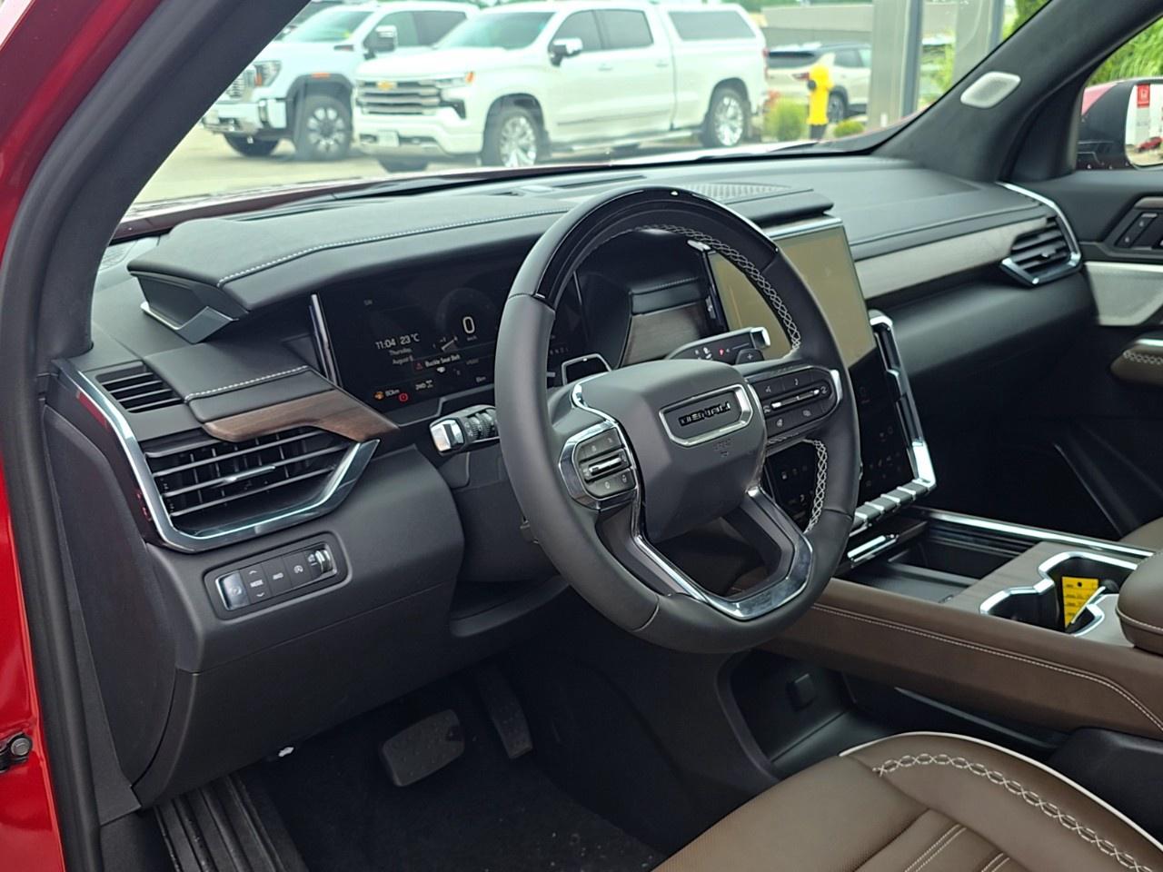 2026 GMC Acadia AWD Denali Ultimate Photo3