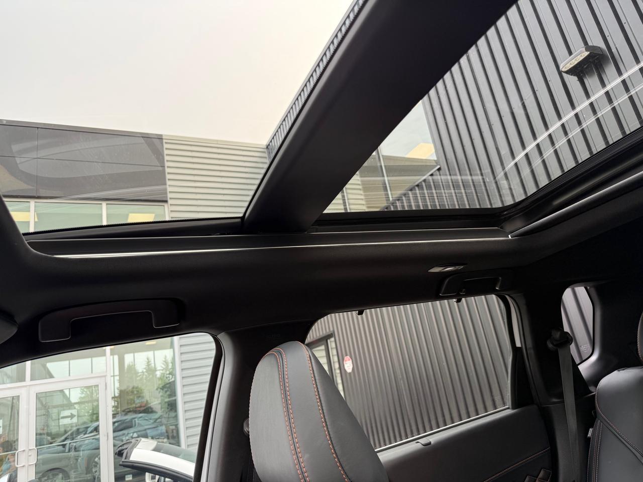 2024 Mitsubishi Outlander GT Photo