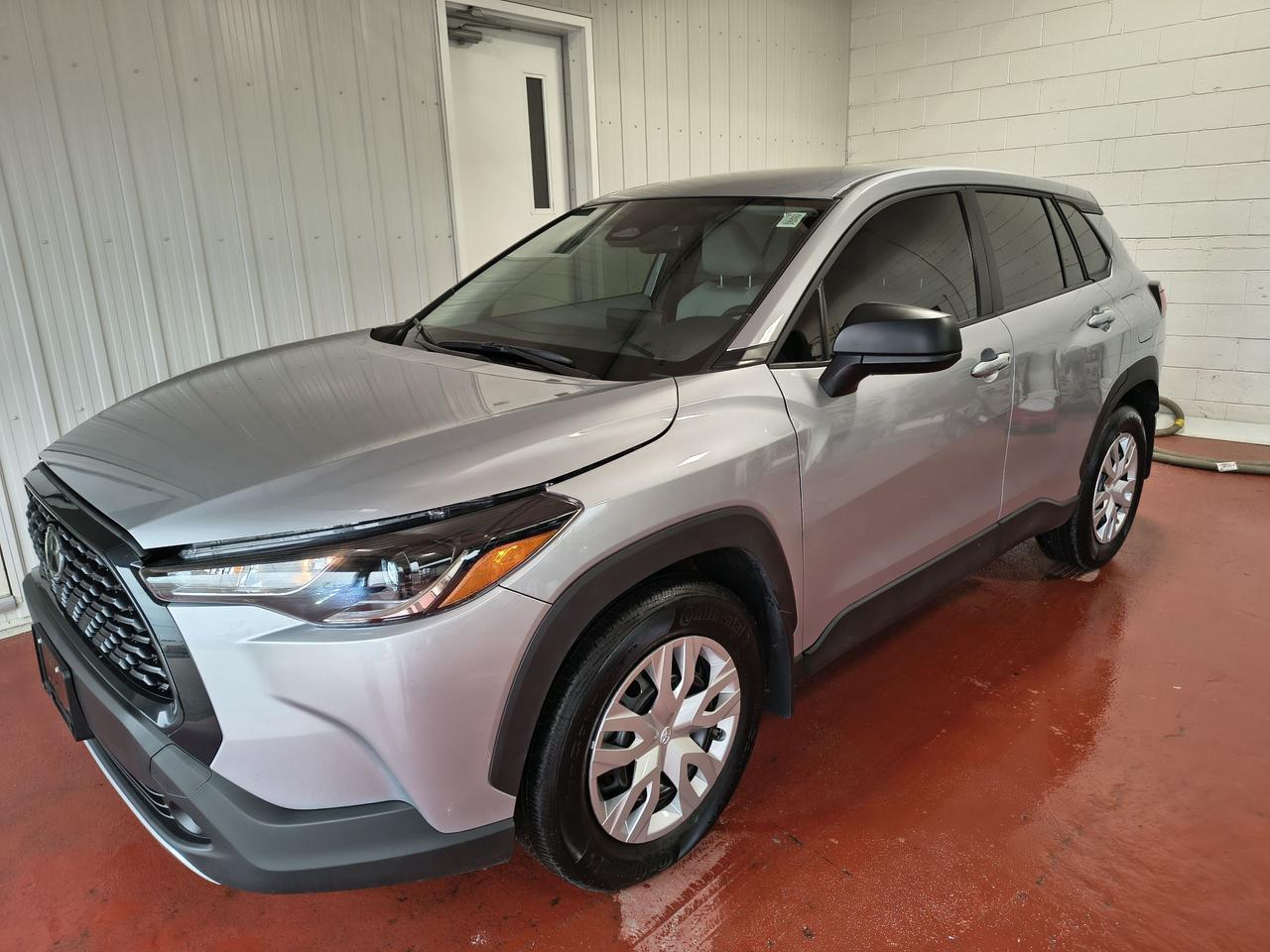 2024 Toyota Corolla Cross L Photo