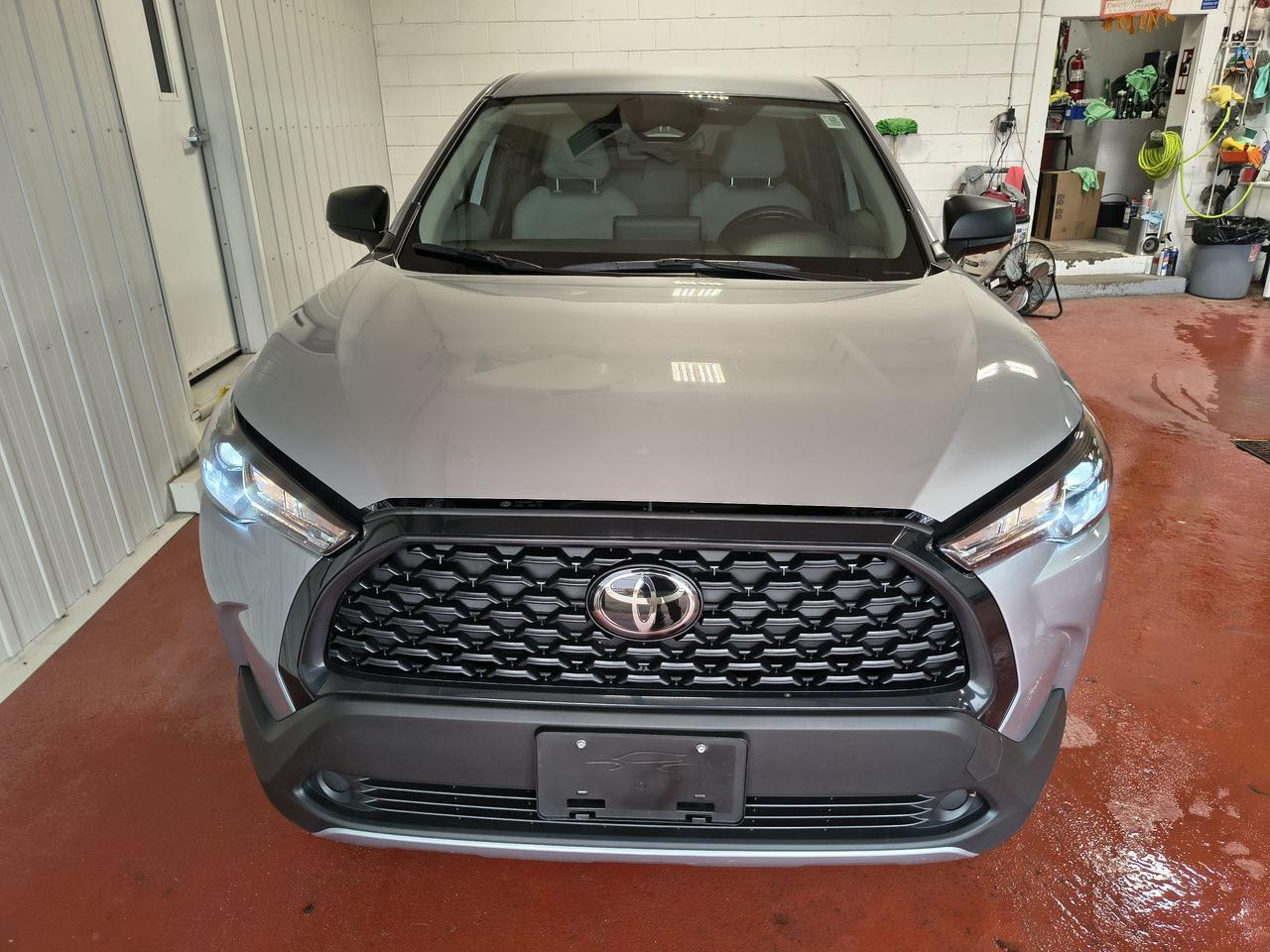2024 Toyota Corolla Cross L Photo