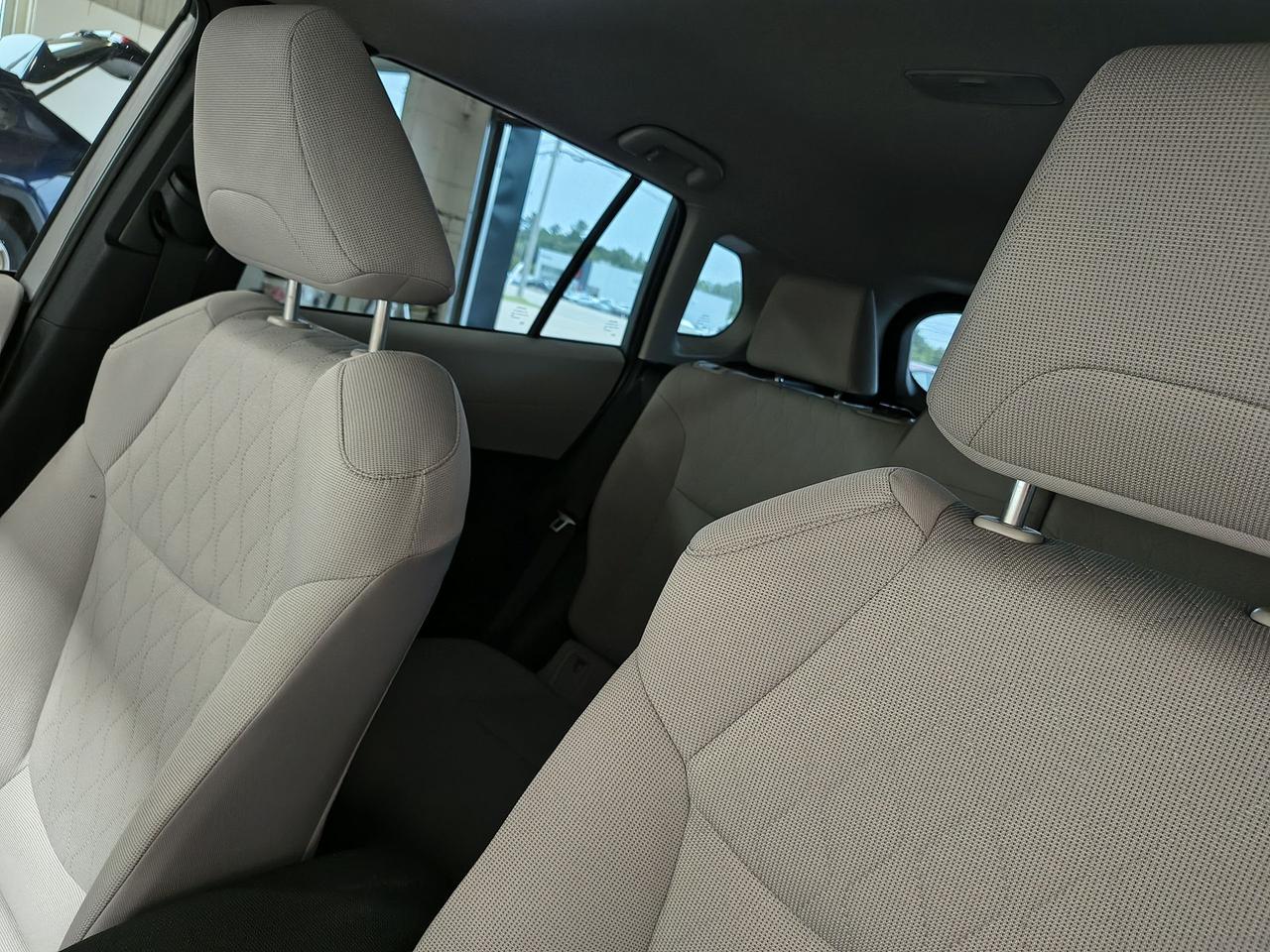 2024 Toyota Corolla Cross L Photo0