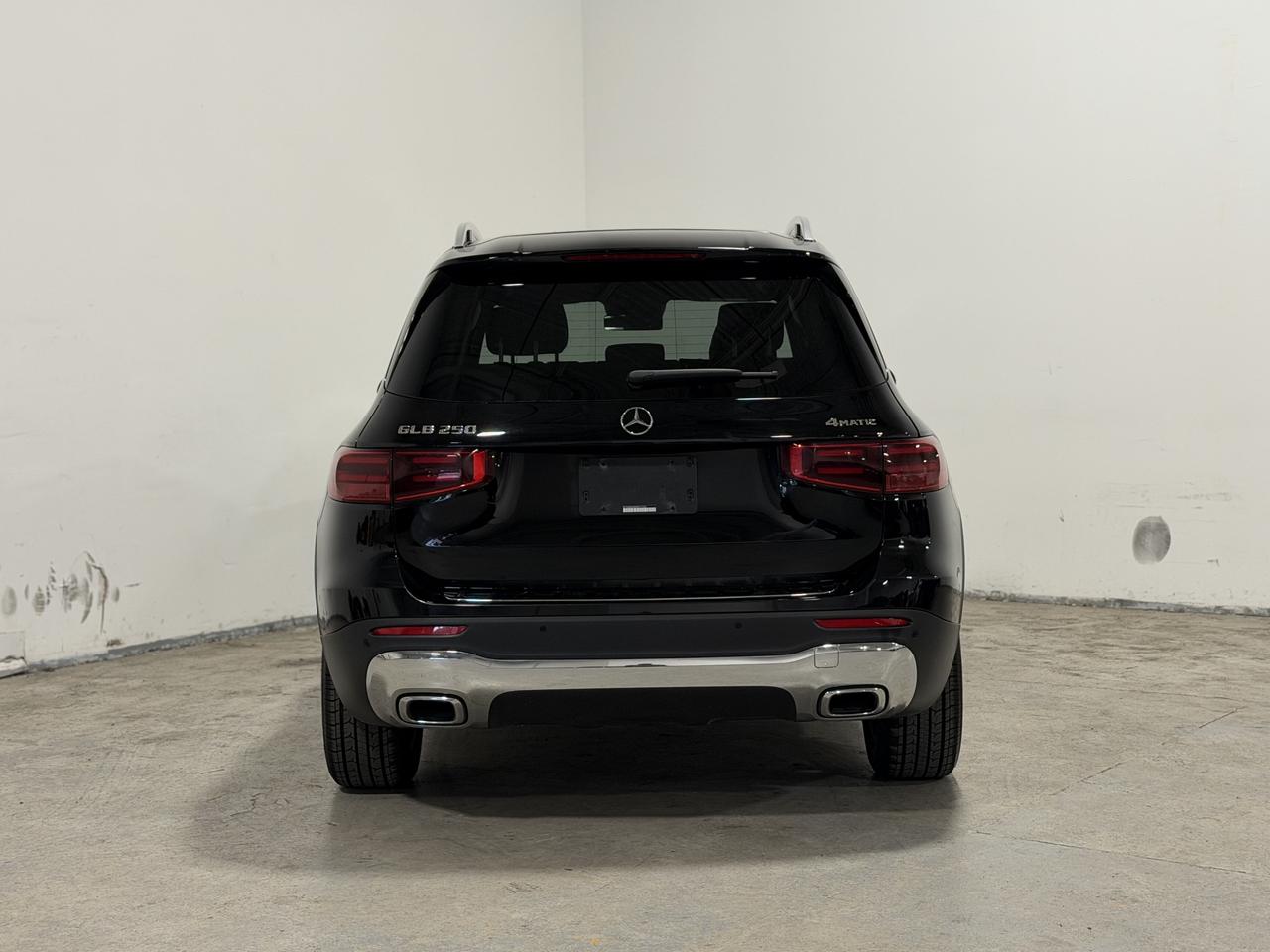 2024 Mercedes-Benz GLB GLB 250 Photo4