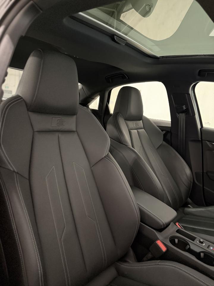 2022 Audi A3 PROGRESSIV AWD | S-LINE | CARPLAY | PANOROOF Photo