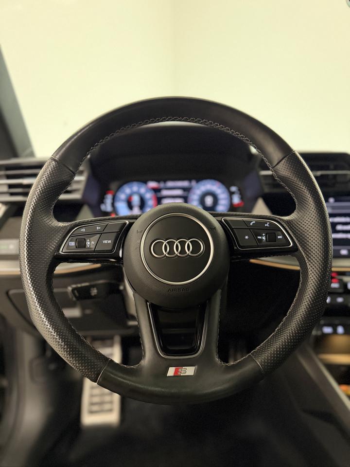 2022 Audi A3 PROGRESSIV AWD | S-LINE | CARPLAY | PANOROOF Photo