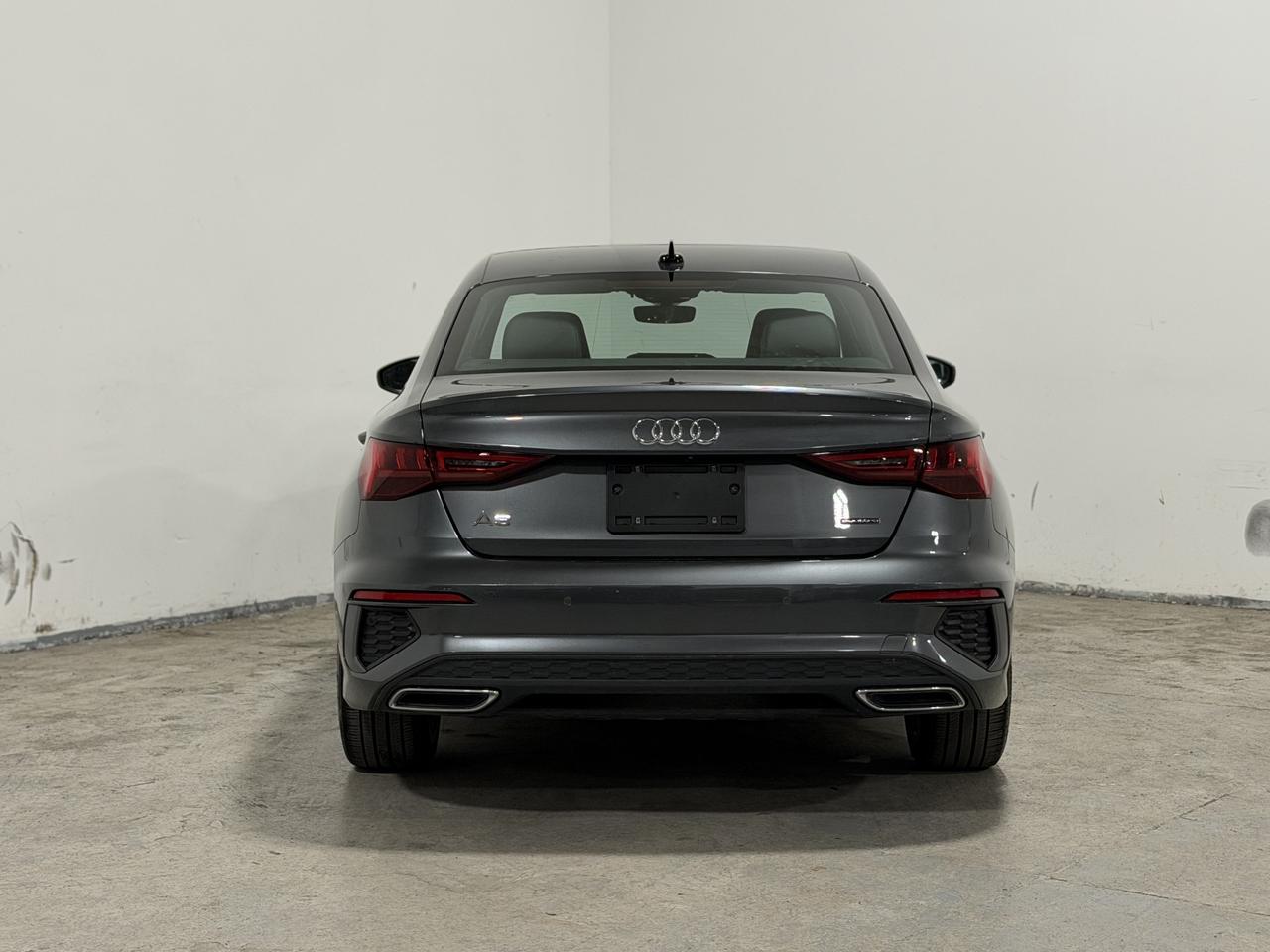 2022 Audi A3 PROGRESSIV AWD | S-LINE | CARPLAY | PANOROOF Photo4