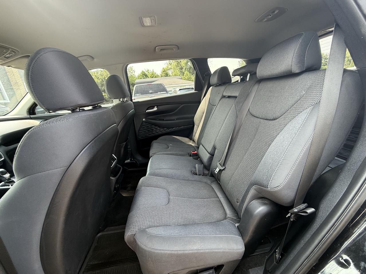 2019 Hyundai Santa Fe 2.4L Preferred AWD w/Dark Chrome Accent Photo