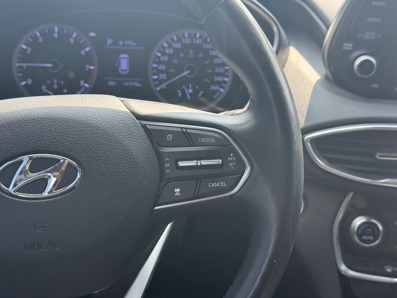 2019 Hyundai Santa Fe 2.4L Preferred AWD w/Dark Chrome Accent Photo