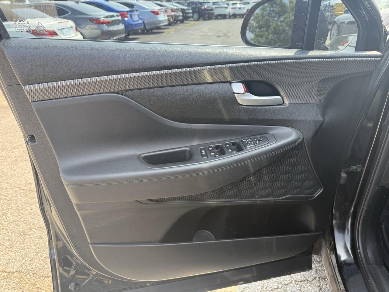 2019 Hyundai Santa Fe 2.4L Preferred AWD w/Dark Chrome Accent Photo