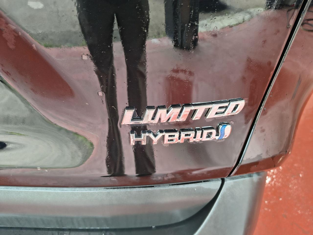 2023 Toyota RAV4 Hybrid Limited Photo0
