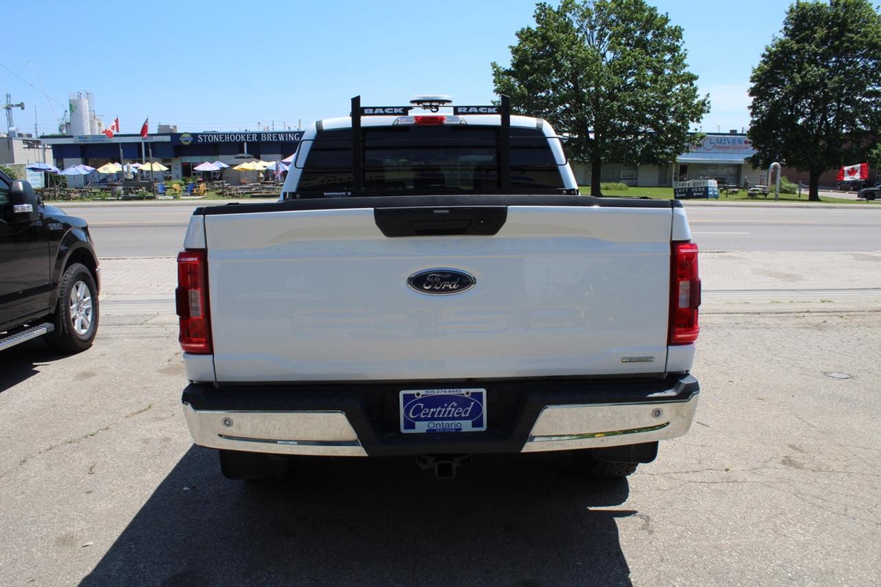 2022 Ford F-150 XLT 4WD Super Crew Tonneau Cover Running Board Bac Photo