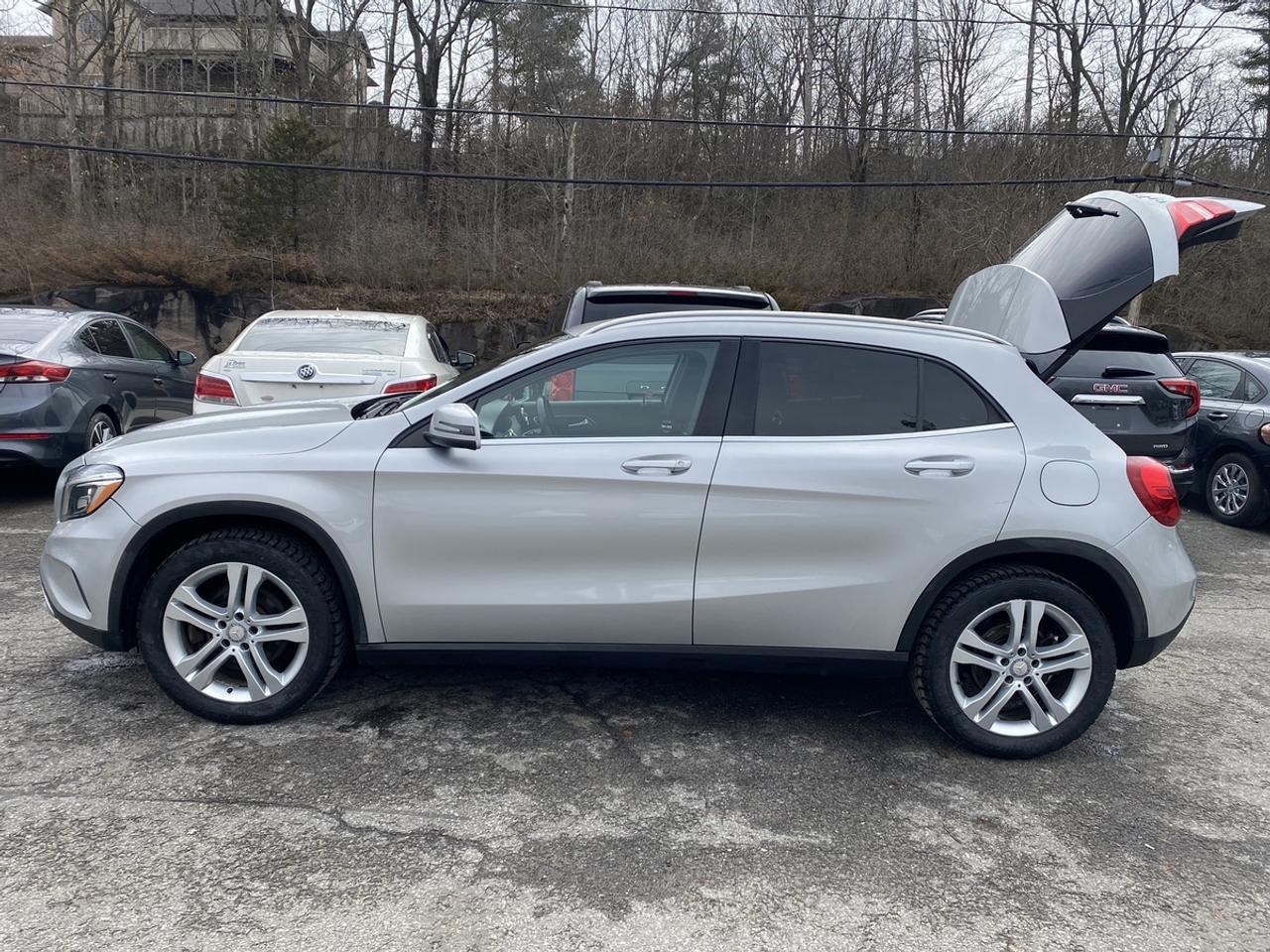 2016 Mercedes-Benz GLA-Class GLA250 4MATIC Photo
