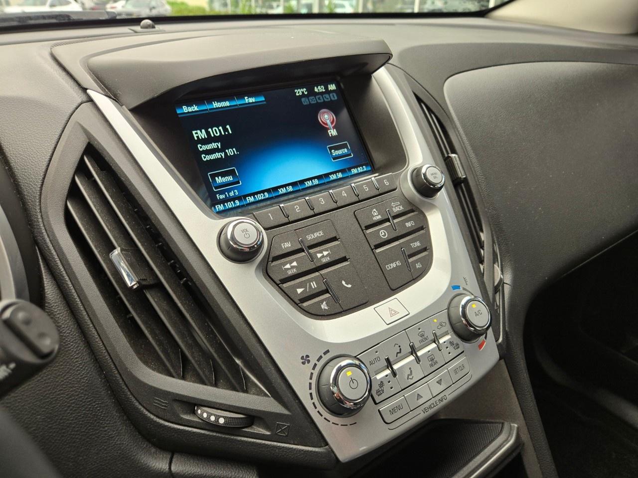 2016 Chevrolet Equinox AWD 4DR LT Photo