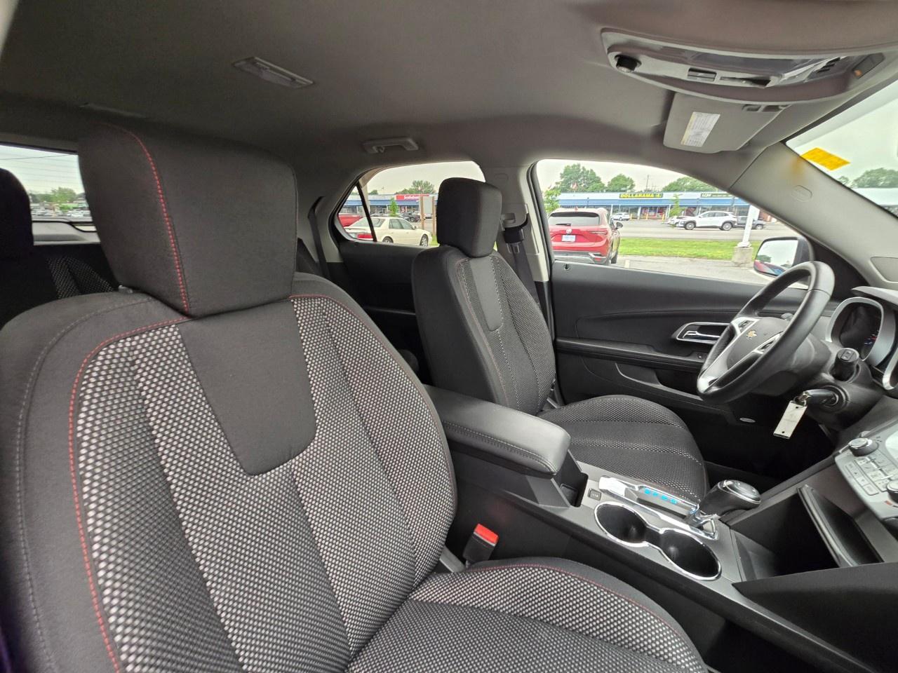 2016 Chevrolet Equinox AWD 4DR LT Photo