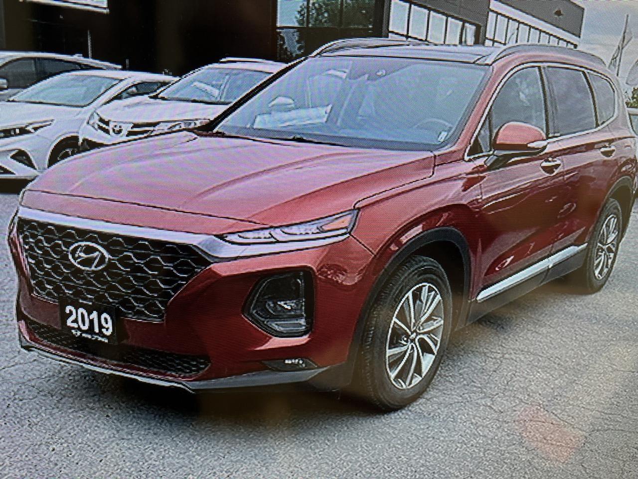 2019 Hyundai Santa Fe SEL Photo0