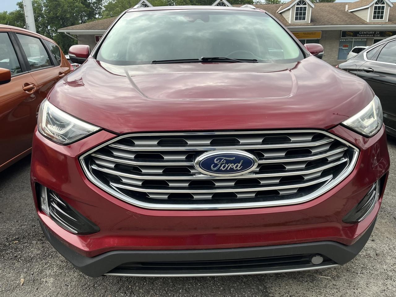 2019 Ford Edge SEL Photo