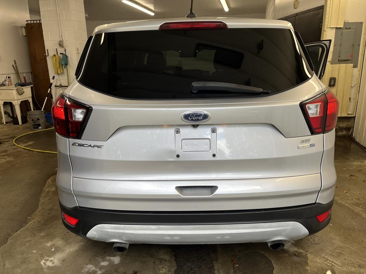 2019 Ford Escape SE Photo5