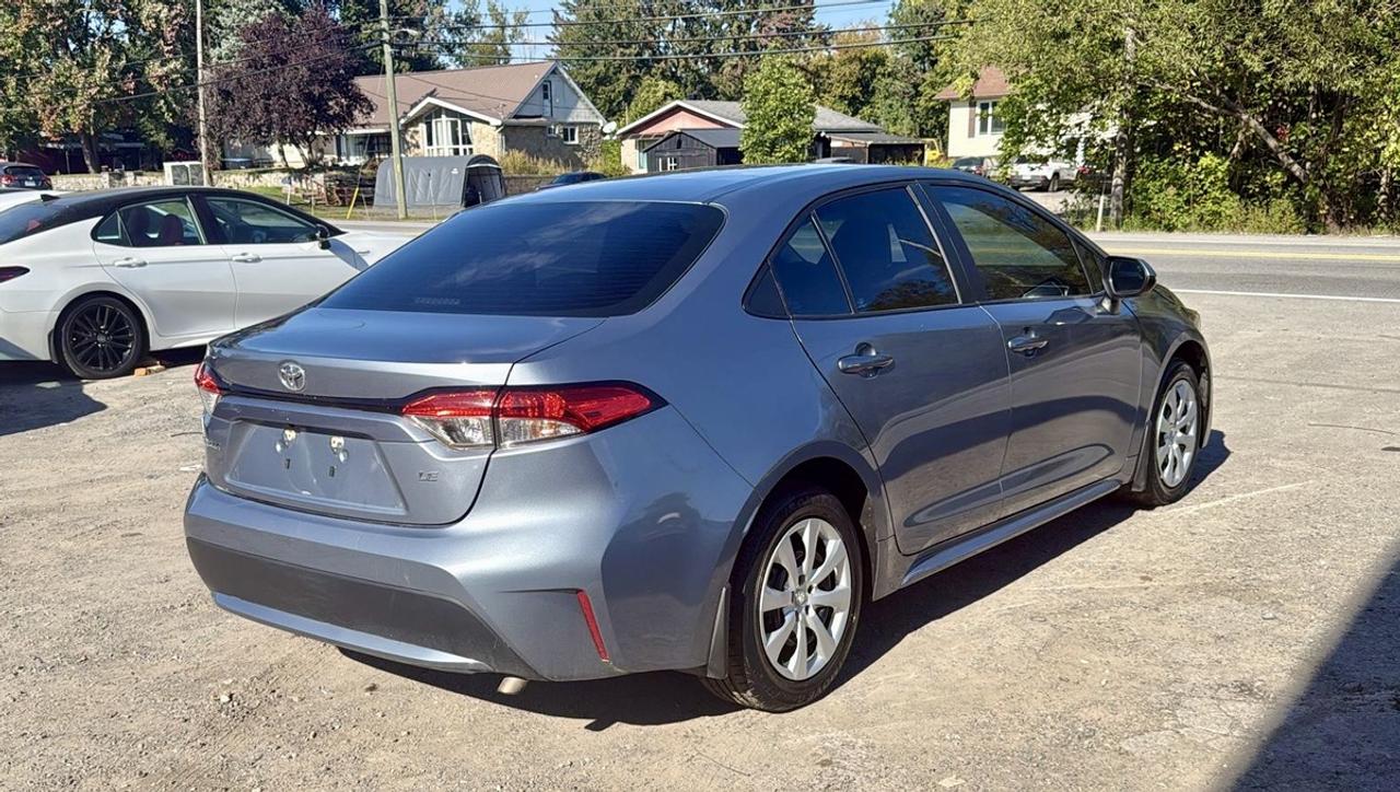 2021 Toyota Corolla LE Photo