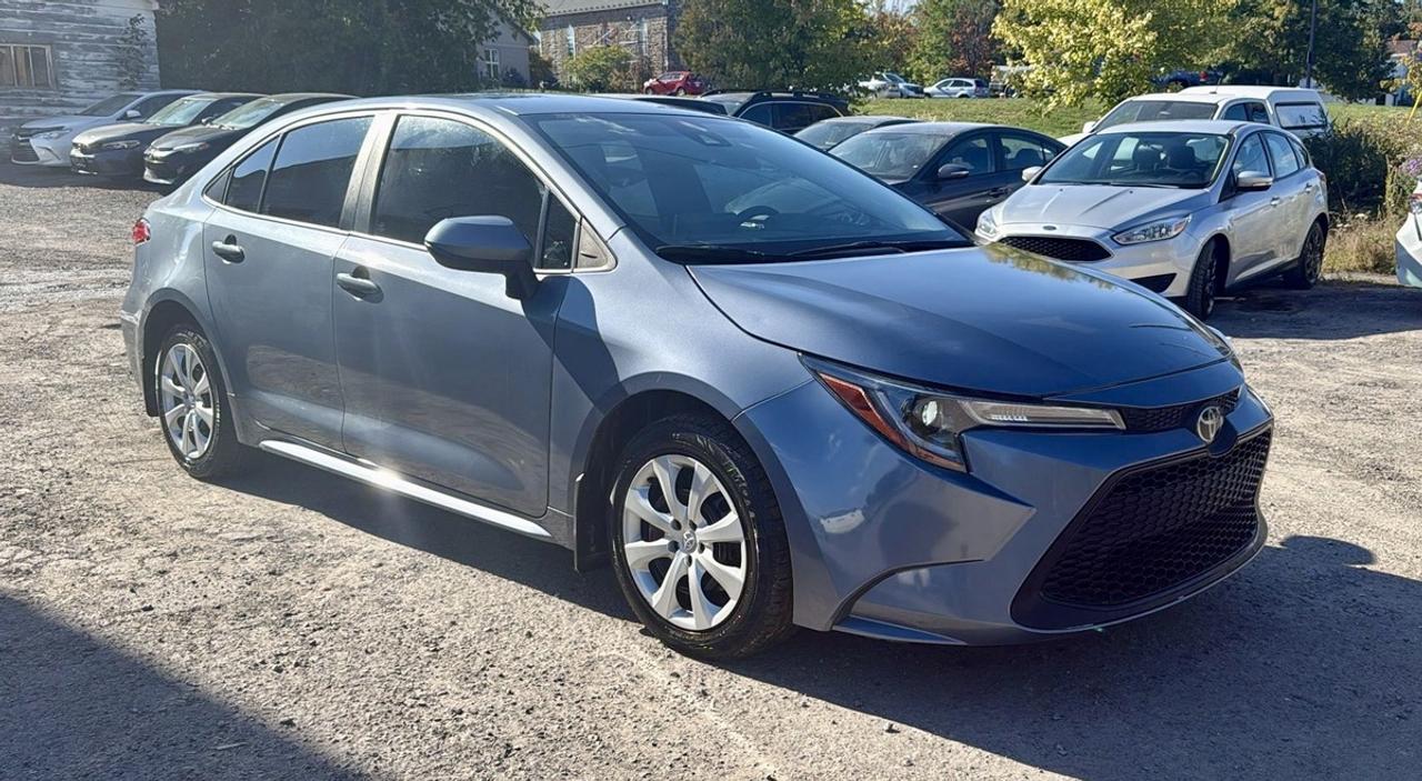 2021 Toyota Corolla LE Photo