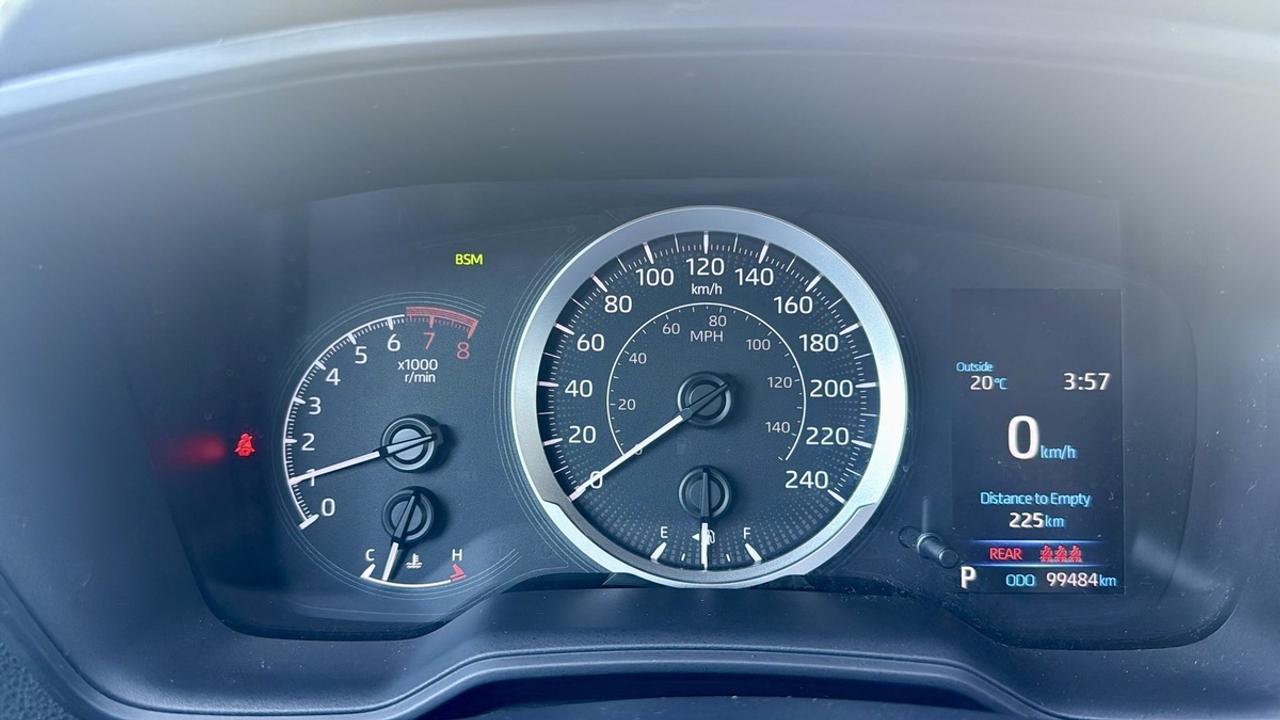 2021 Toyota Corolla LE Photo