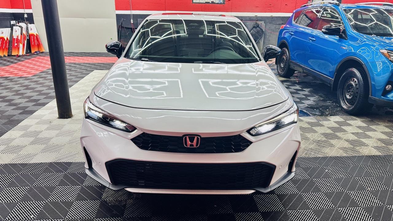 2025 Honda Civic Hybrid Sport Touring Photo