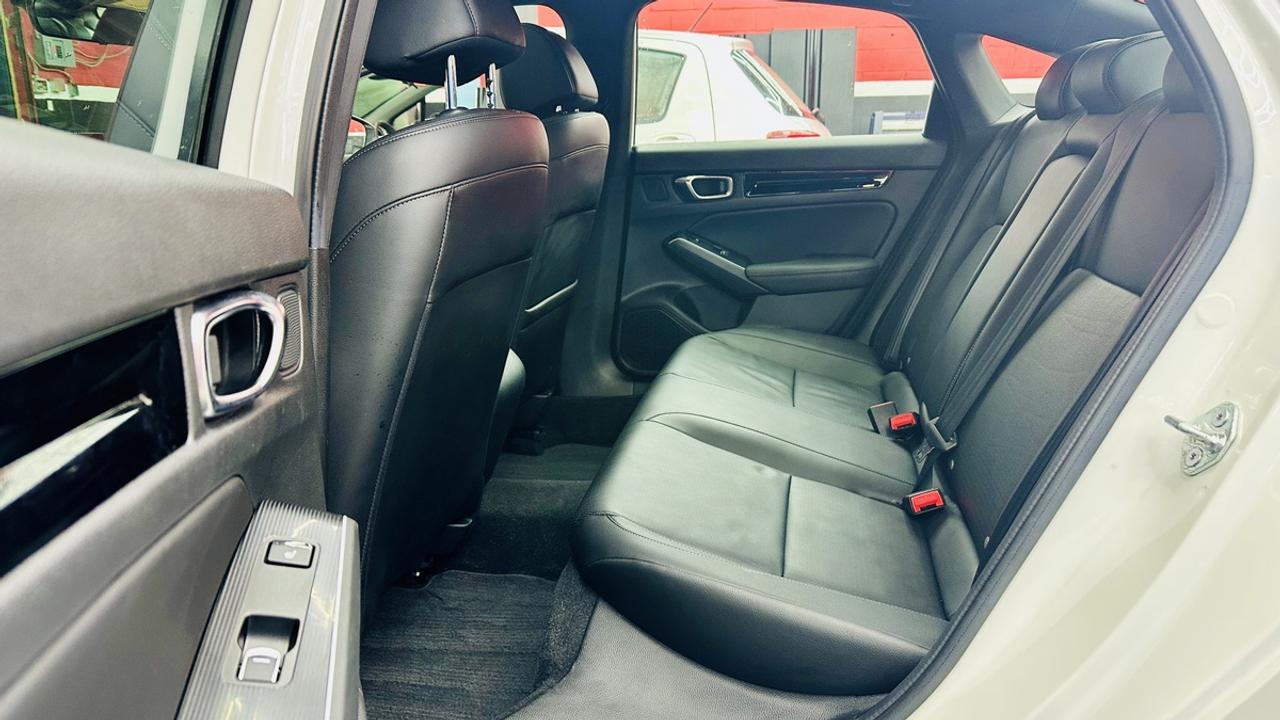 2025 Honda Civic Hybrid Sport Touring Photo