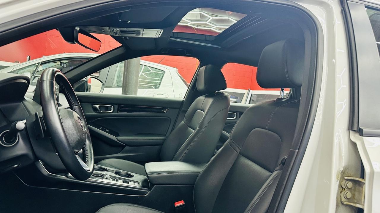 2025 Honda Civic Hybrid Sport Touring Photo