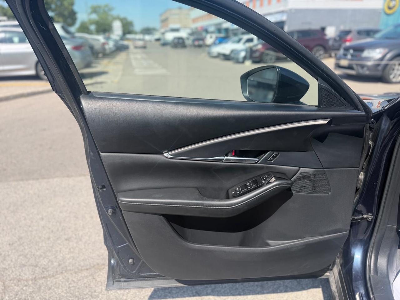 2025 Mazda CX-30 Preferred Photo
