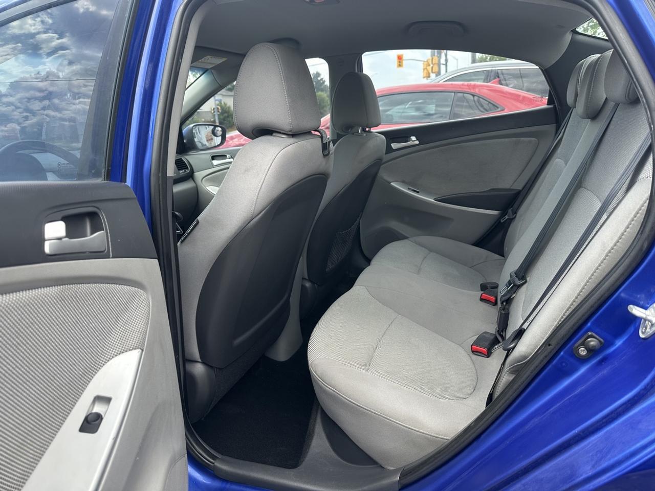 2012 Hyundai Accent GLS Photo