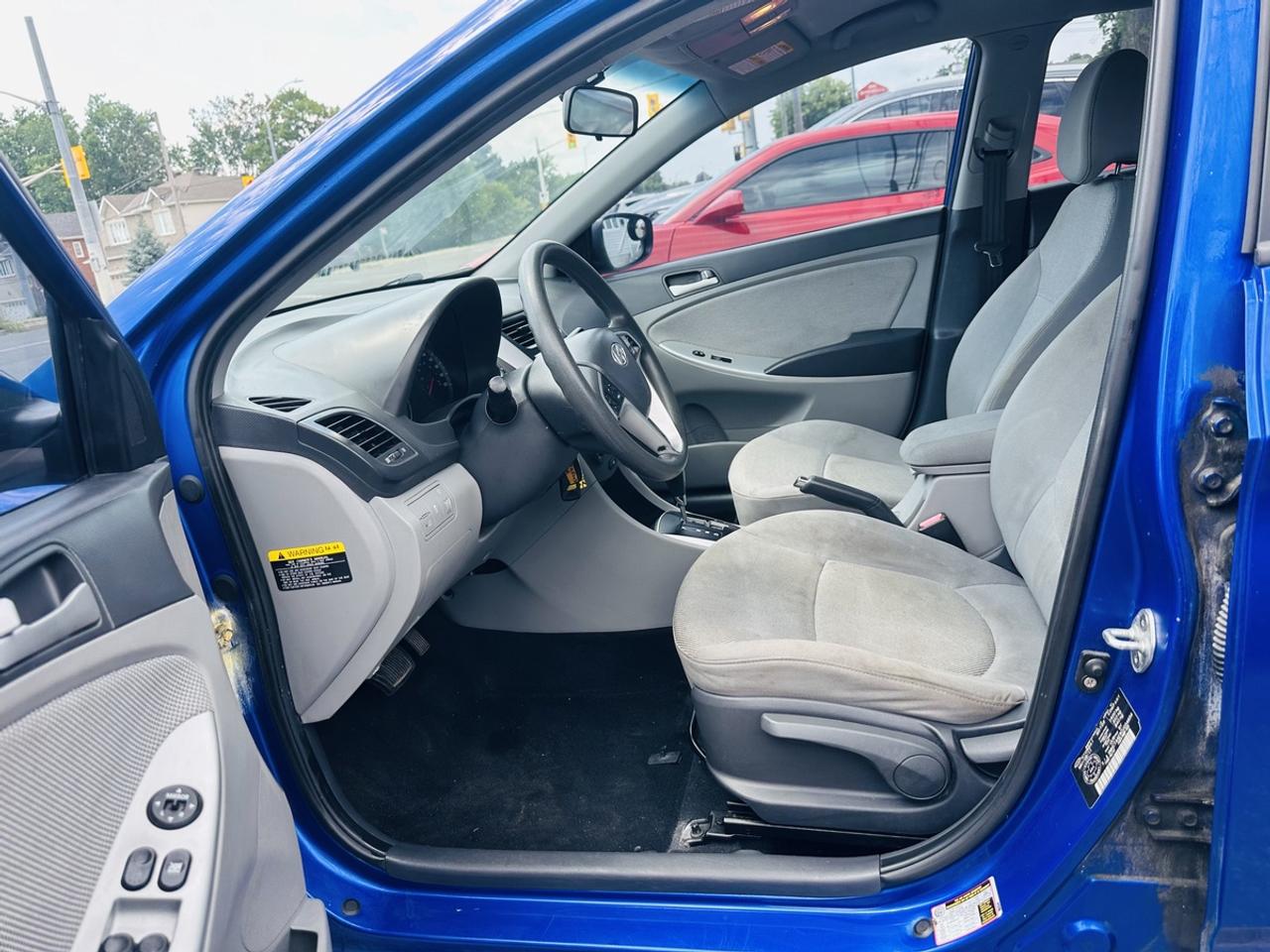 2012 Hyundai Accent GLS Photo