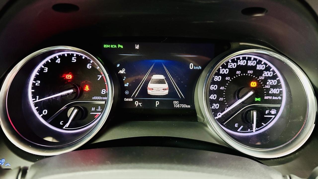 2018 Toyota Camry XLE Photo