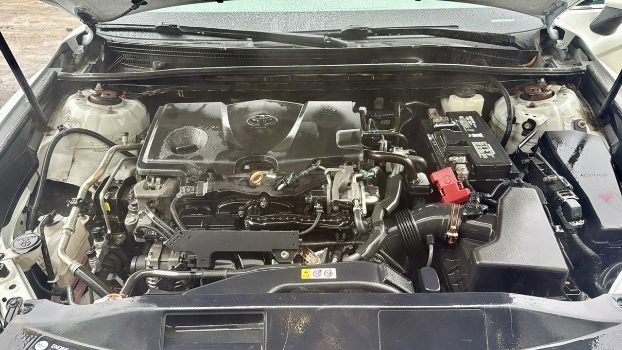 2018 Toyota Camry XLE Photo