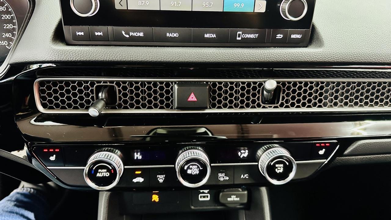 2022 Honda Civic LX Photo