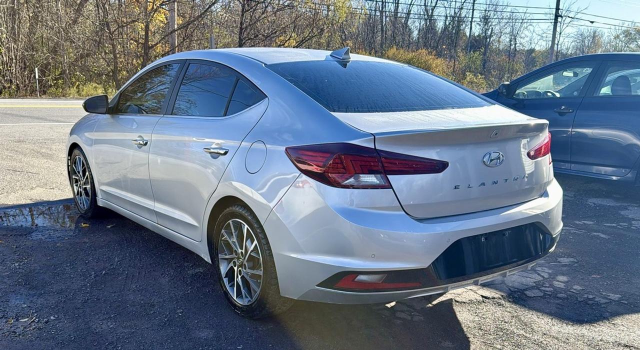 2019 Hyundai Elantra Limited Photo