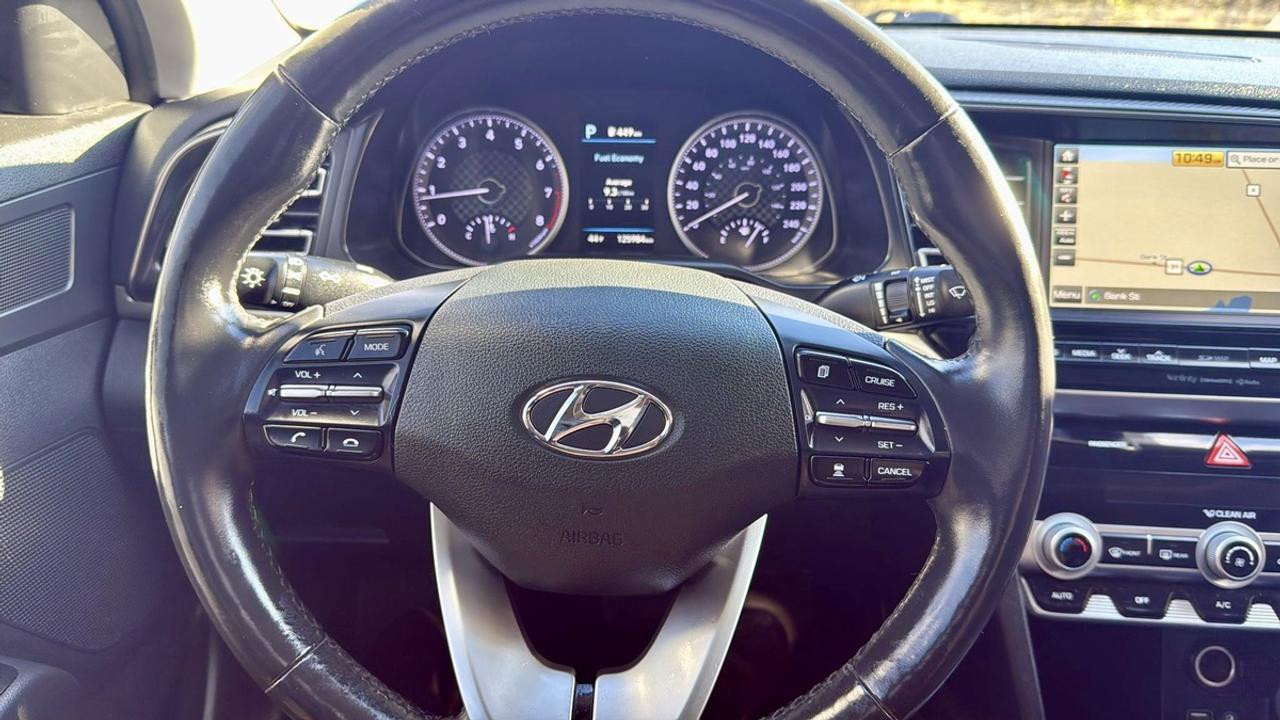 2019 Hyundai Elantra Limited Photo