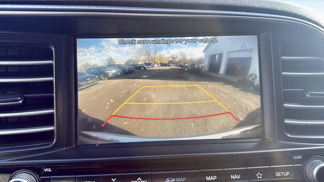 2019 Hyundai Elantra Limited Photo