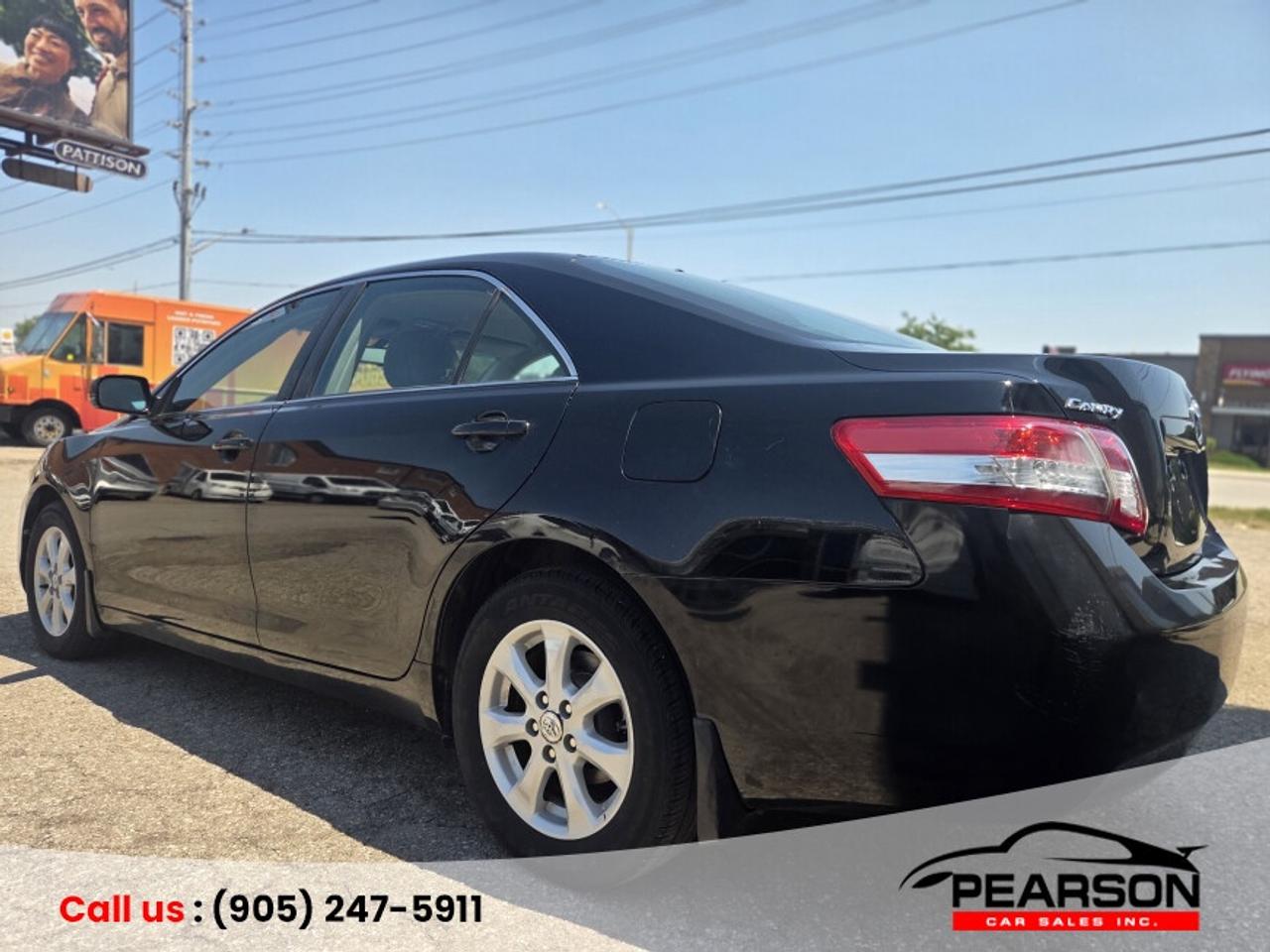 2011 Toyota Camry LE Photo